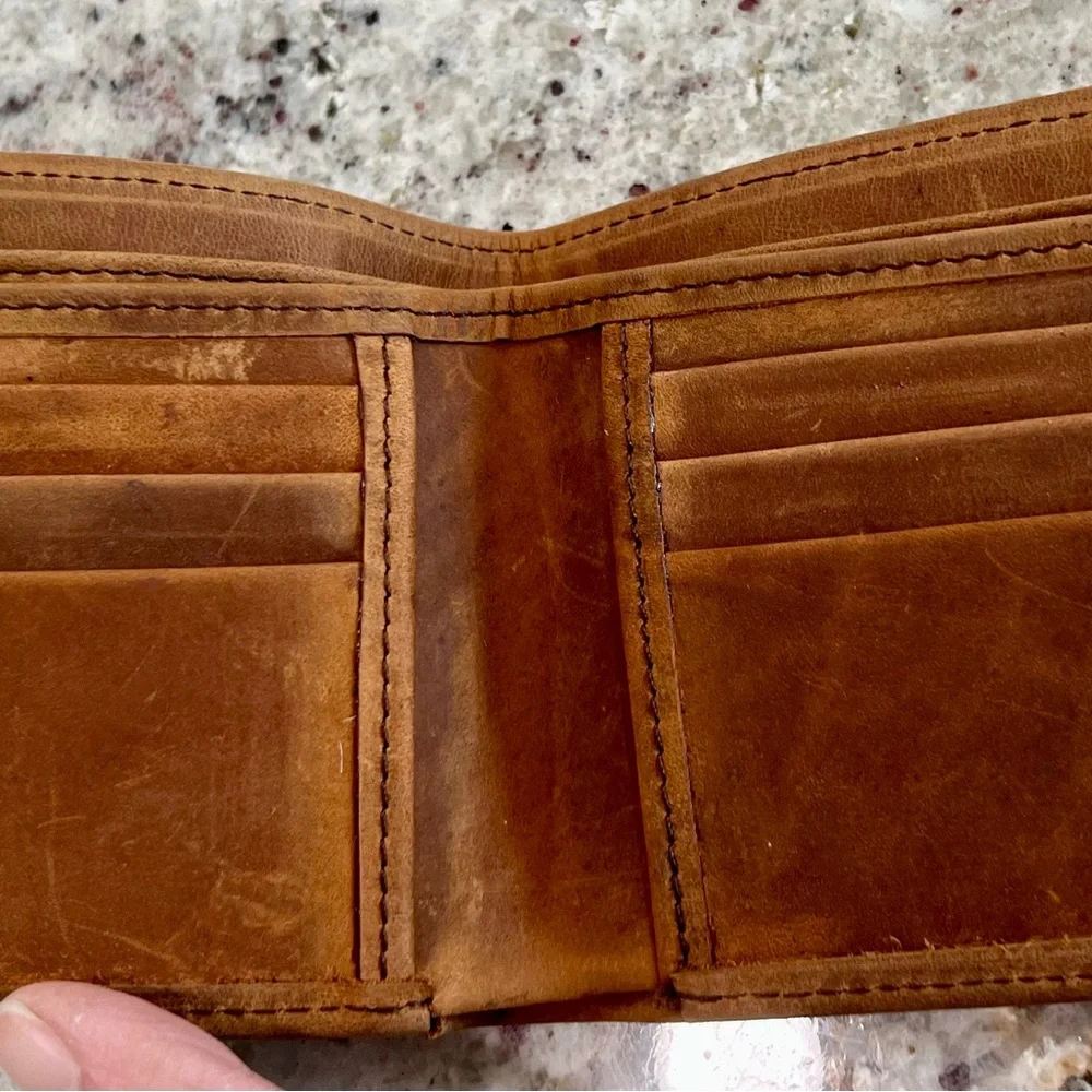 NEW Men's Western Fur on Cowhide Bi-Fold Wallet